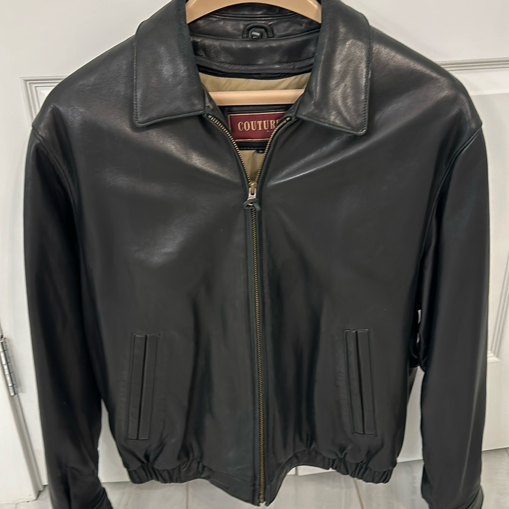Men’s Leather Bomber Jacket size Large great condition